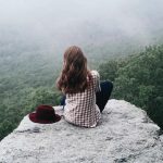 jak-nasz-mozg-szuka-winnych-psychologia-atrybucji-i-tendencja-do.jpg